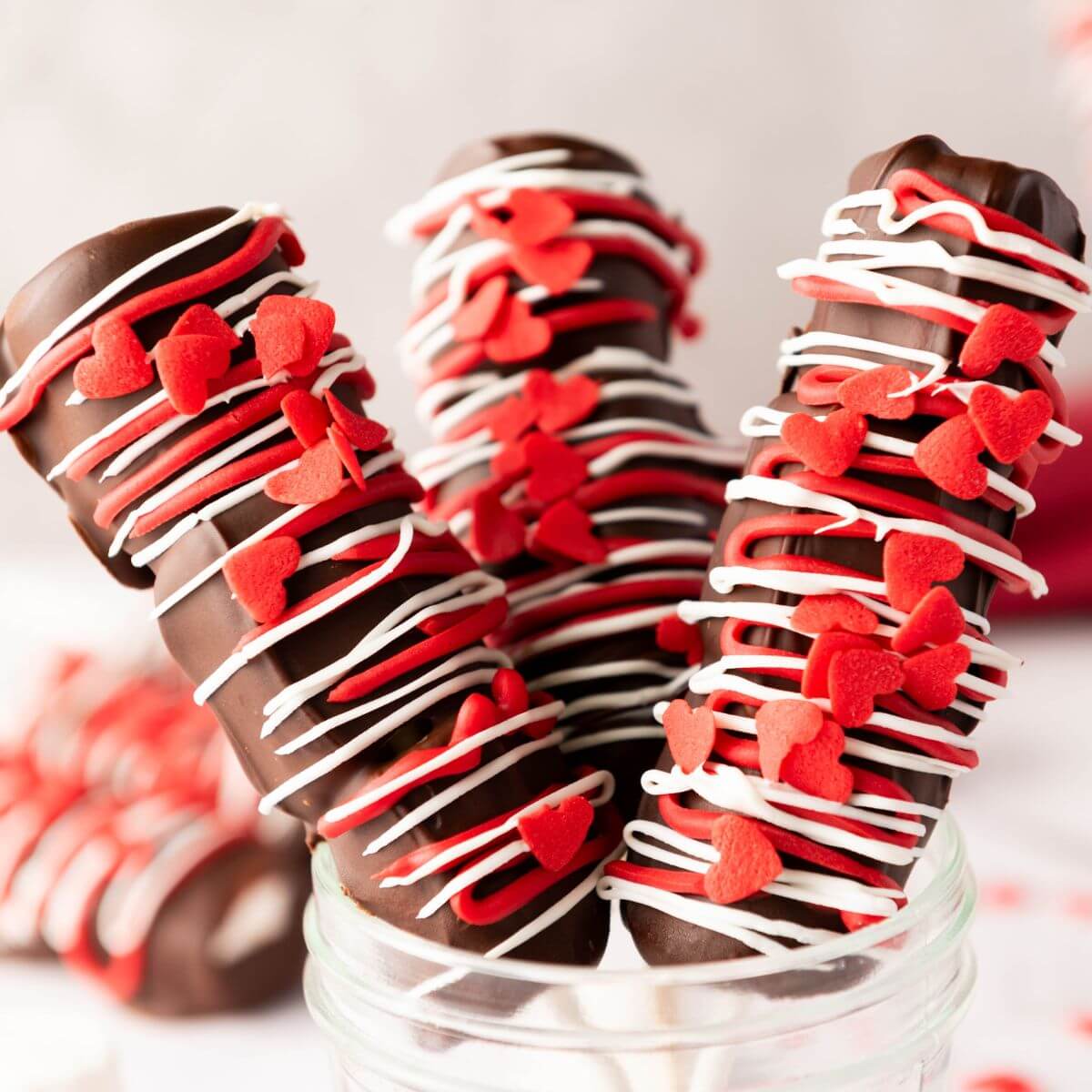 Valentine's Day Marshmallow Pops